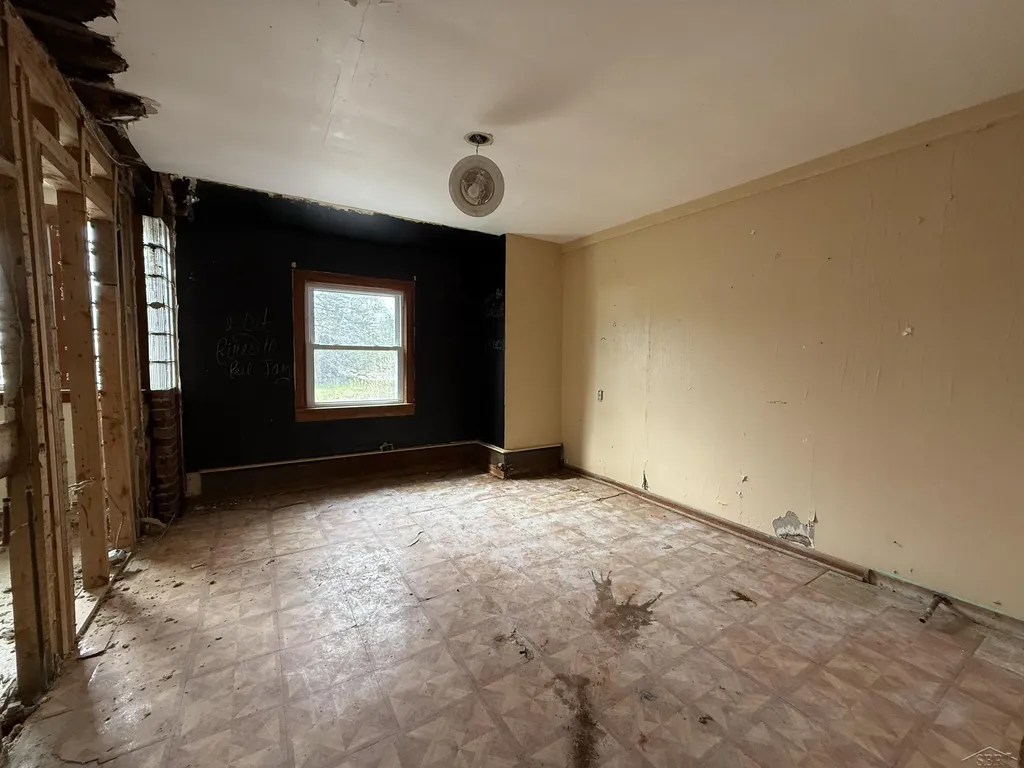 1701 Home Drive Unknown City MI 48621