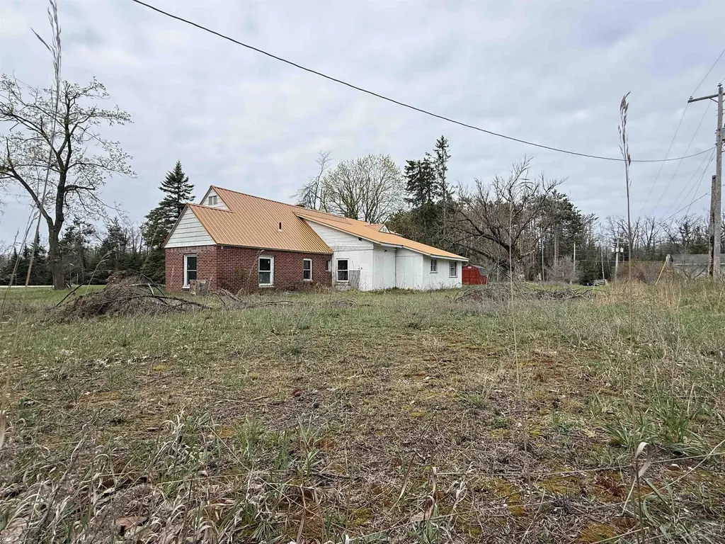 1701 Home Drive Unknown City MI 48621