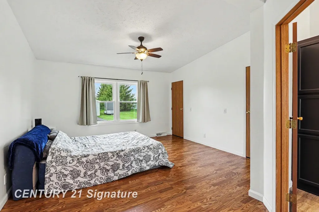 2921 E Fisher Road Monitor Charter Township MI 48607