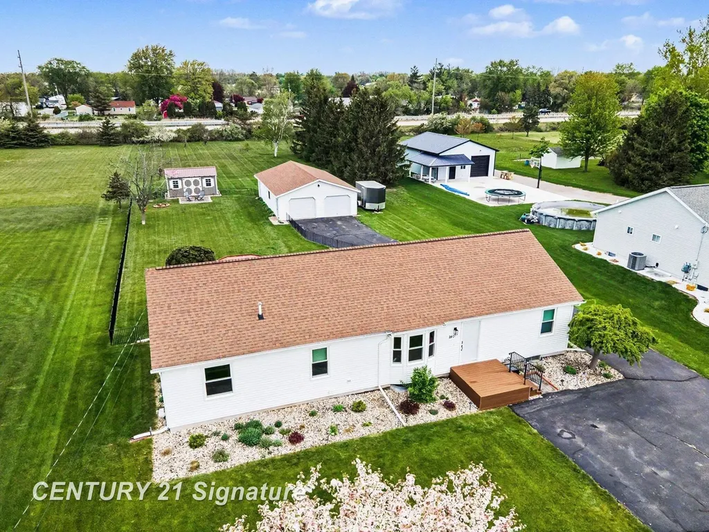 2921 E Fisher Road Monitor Charter Township MI 48607