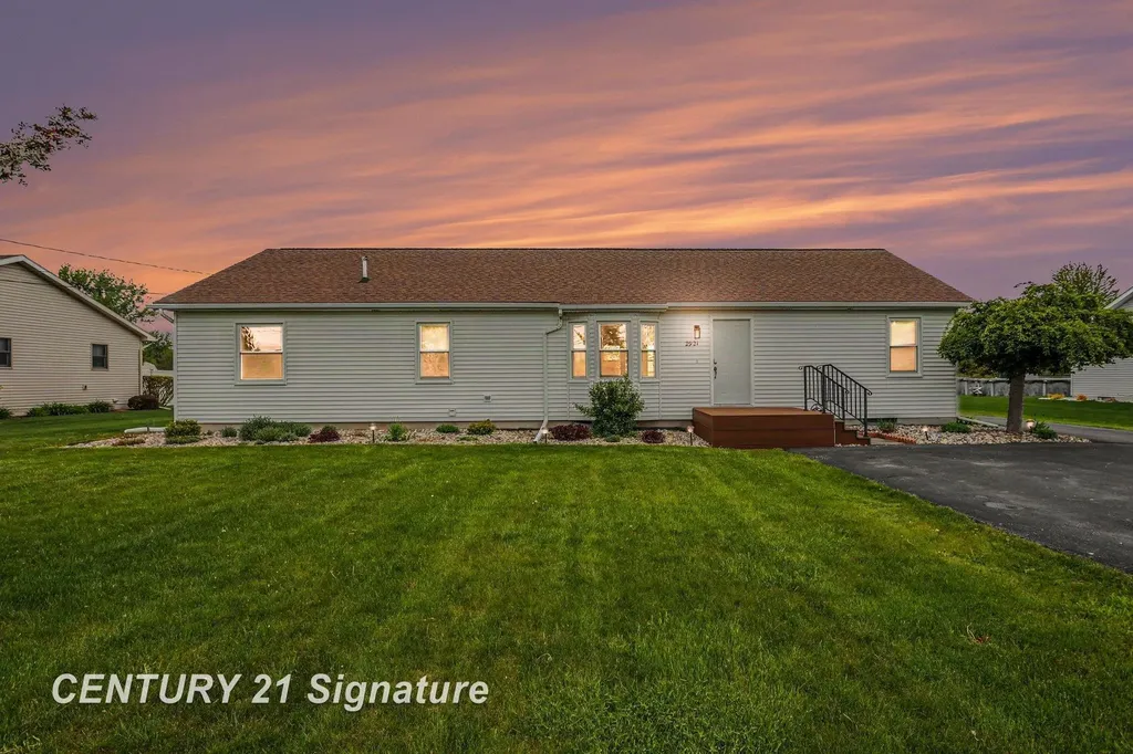 2921 E Fisher Road Monitor Charter Township MI 48607