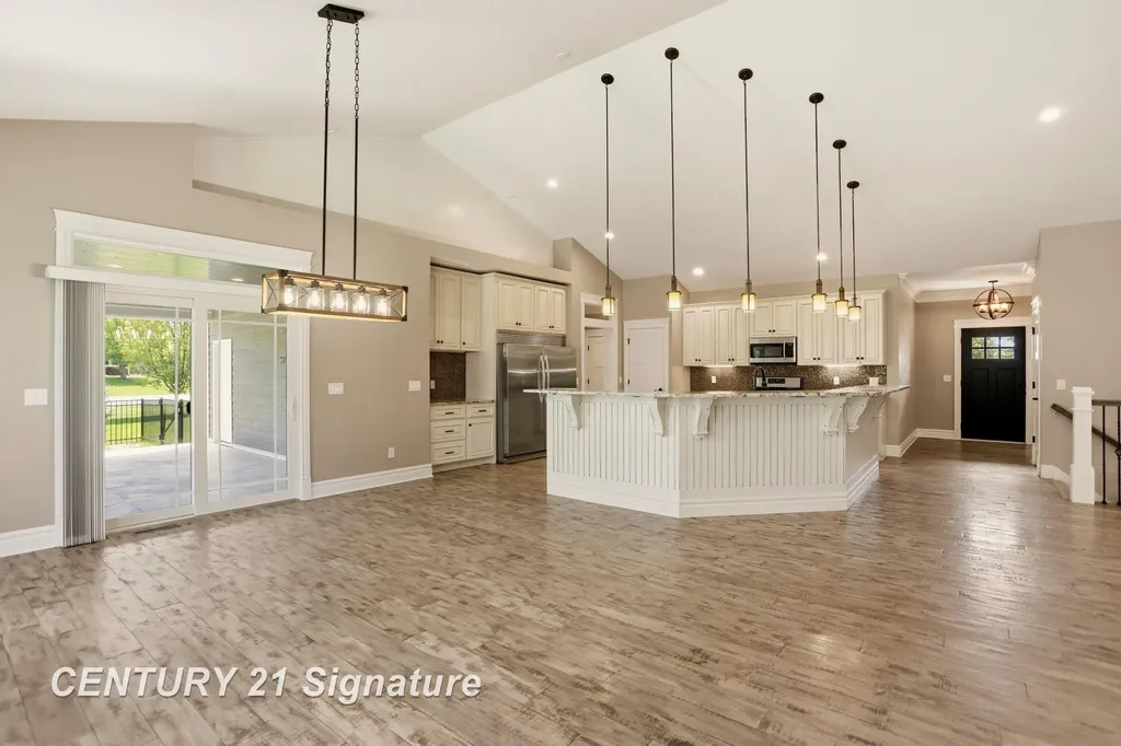 6022 Shadbush Drive Saginaw Charter Township MI 48603