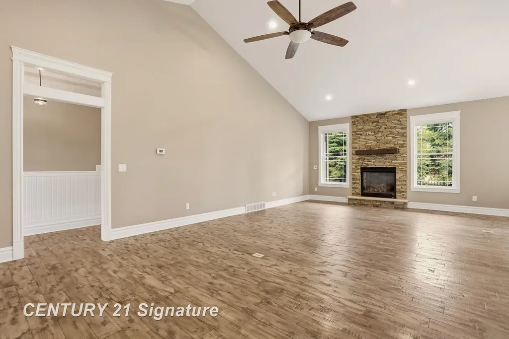 6022 Shadbush Drive Saginaw Charter Township MI 48603
