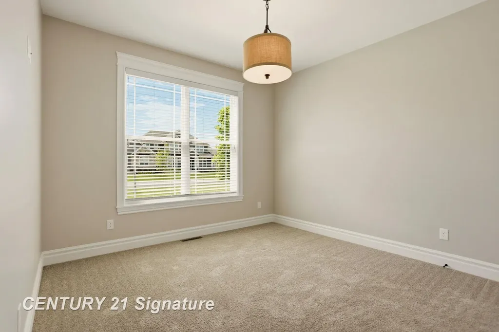 6022 Shadbush Drive Saginaw Charter Township MI 48603