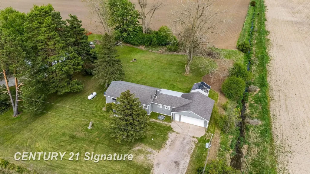 1005 S Meridian Road Jonesfield Township MI 48637