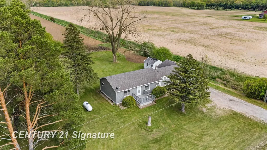 1005 S Meridian Road Jonesfield Township MI 48637