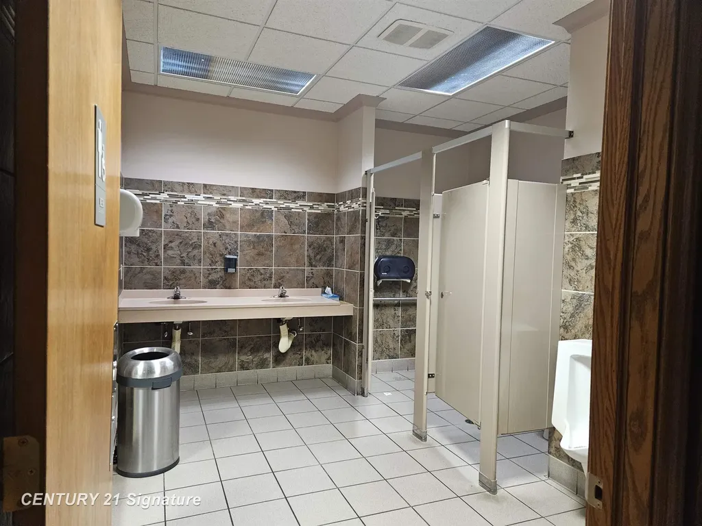 5530 Gratiot Road Saginaw Charter Township MI 48638