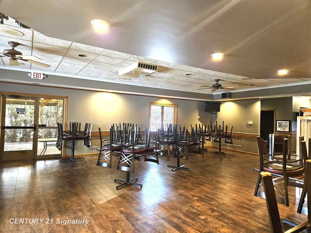 5530 Gratiot Road Saginaw Charter Township MI 48638