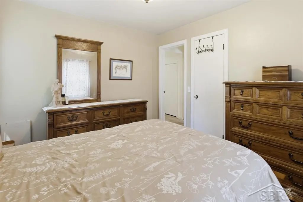 306 E Sugnet Road Midland City MI 48642