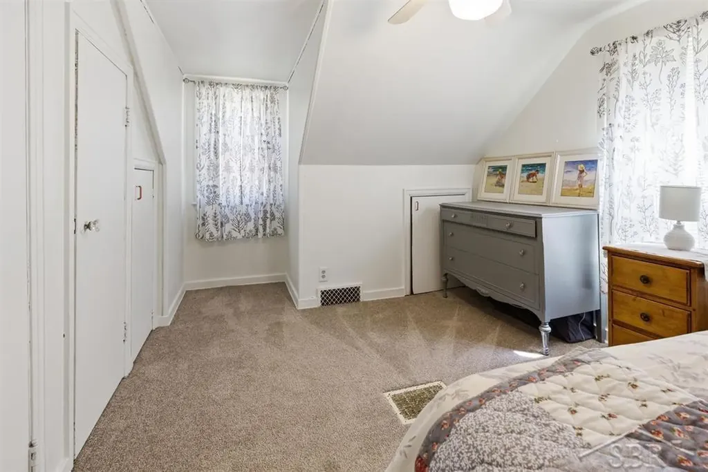 306 E Sugnet Road Midland City MI 48642