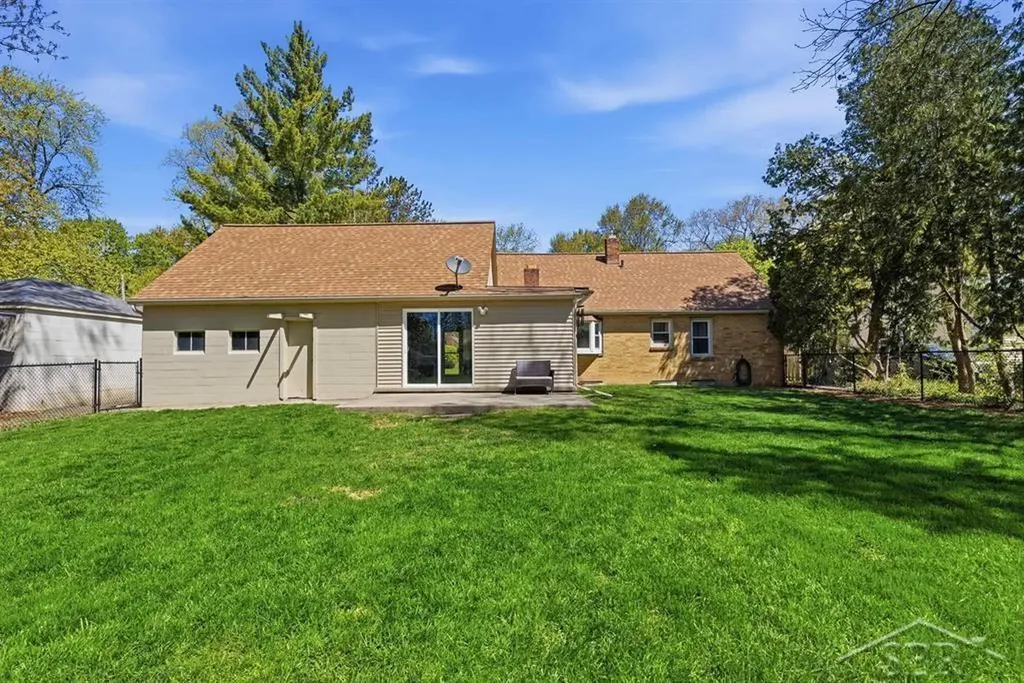 306 E Sugnet Road Midland City MI 48642