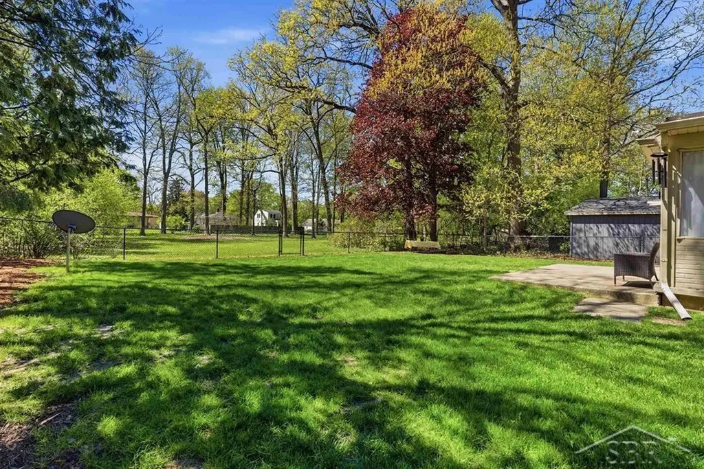 306 E Sugnet Road Midland City MI 48642