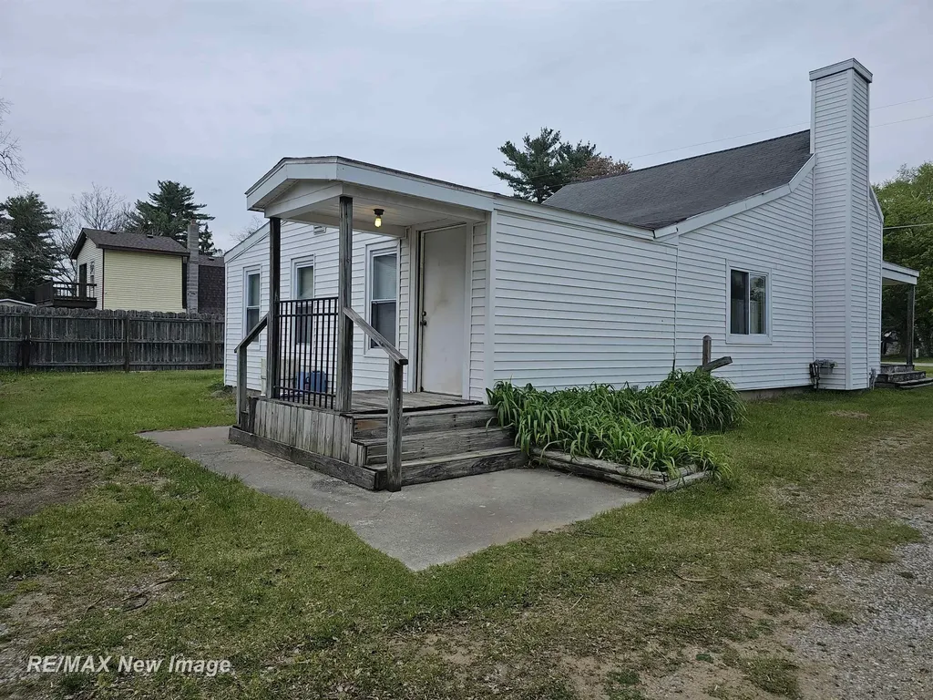 14307 N Lewis Road Thetford Township MI 48420