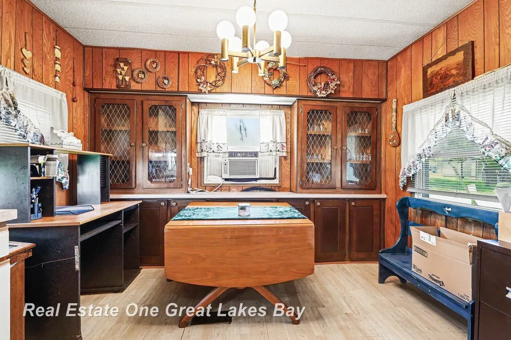 2118 Lakeview Street Standish Township MI 48658