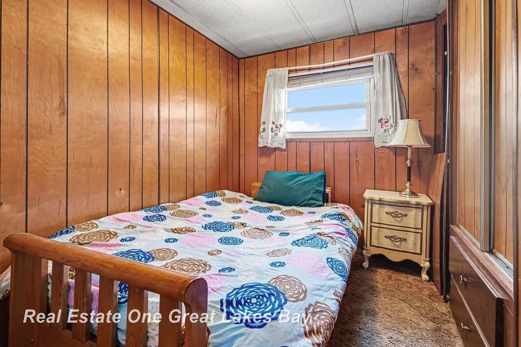 2118 Lakeview Street Standish Township MI 48658