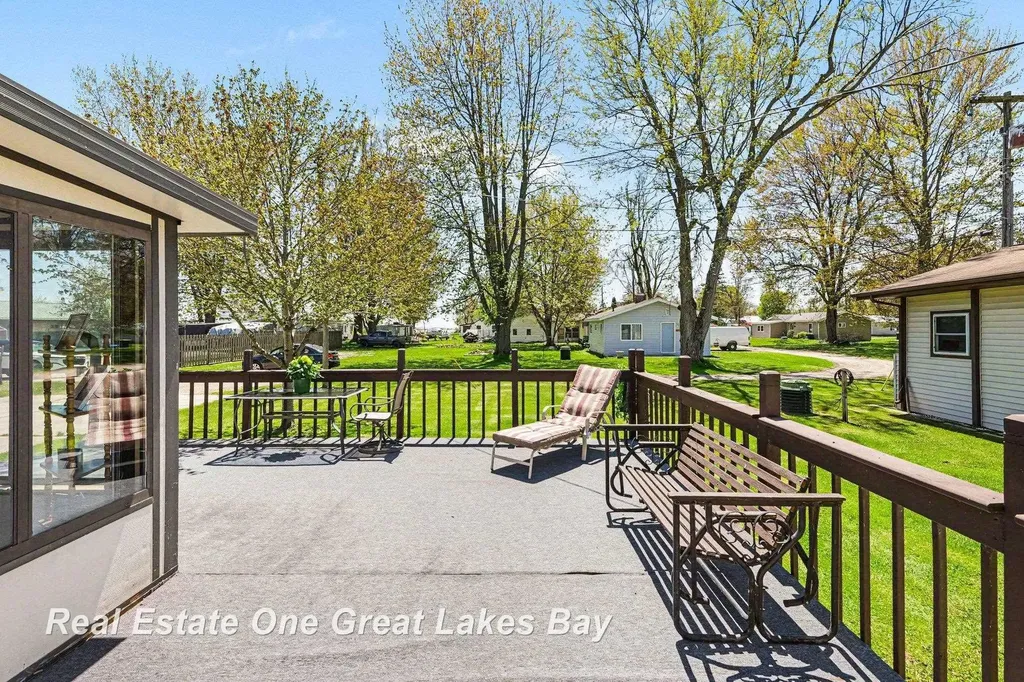 2118 Lakeview Street Standish Township MI 48658