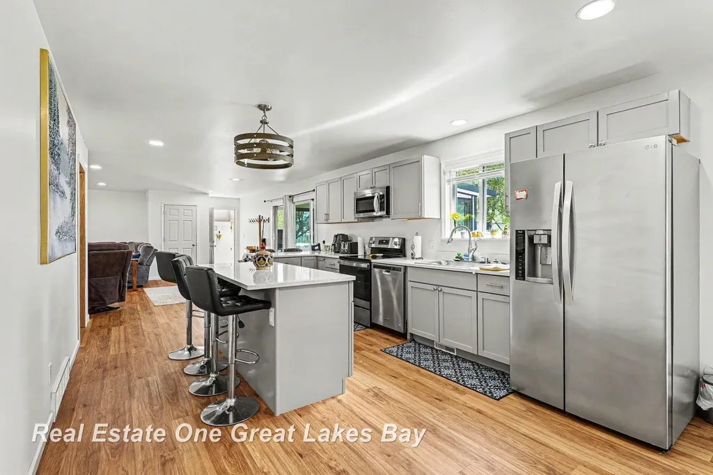 2118 Lakeview Street Standish Township MI 48658