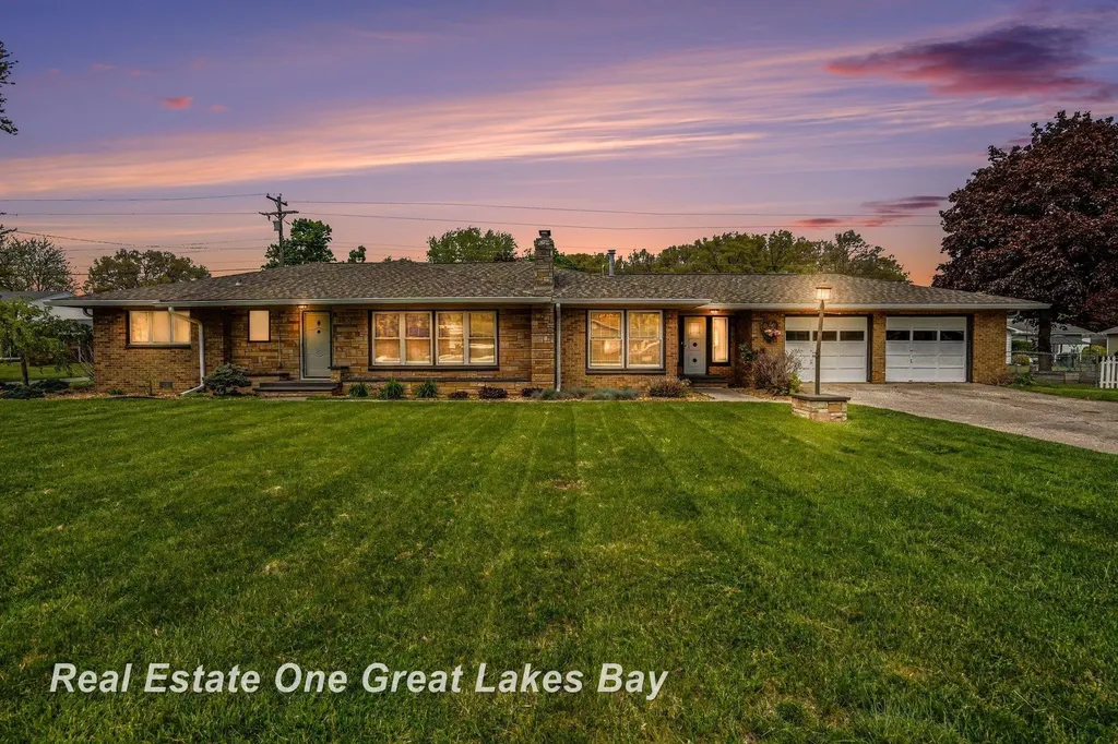 134 Sunview Drive St. Charles Village MI 48655