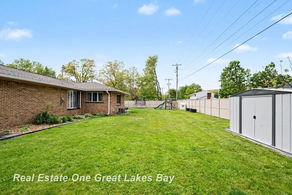 134 Sunview Drive St. Charles Village MI 48655