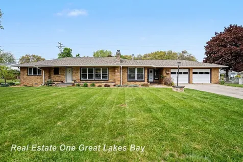 134 Sunview Drive St. Charles Village MI 48655