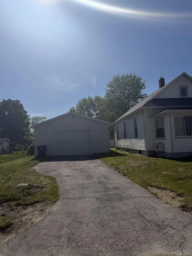 624 Baltic Road St. Charles Village MI 48655