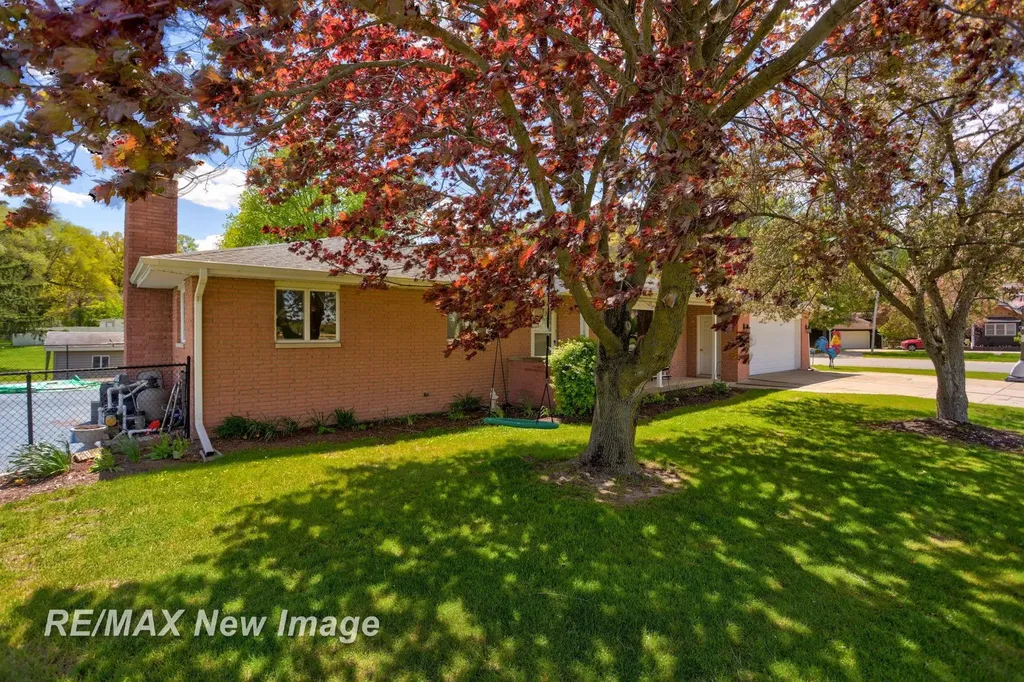 12975 Frost Road Thomas Township MI 48626