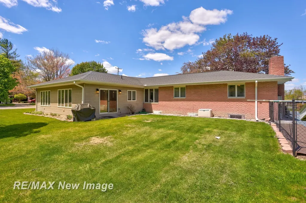 12975 Frost Road Thomas Township MI 48626