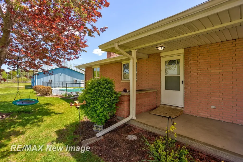 12975 Frost Road Thomas Township MI 48626