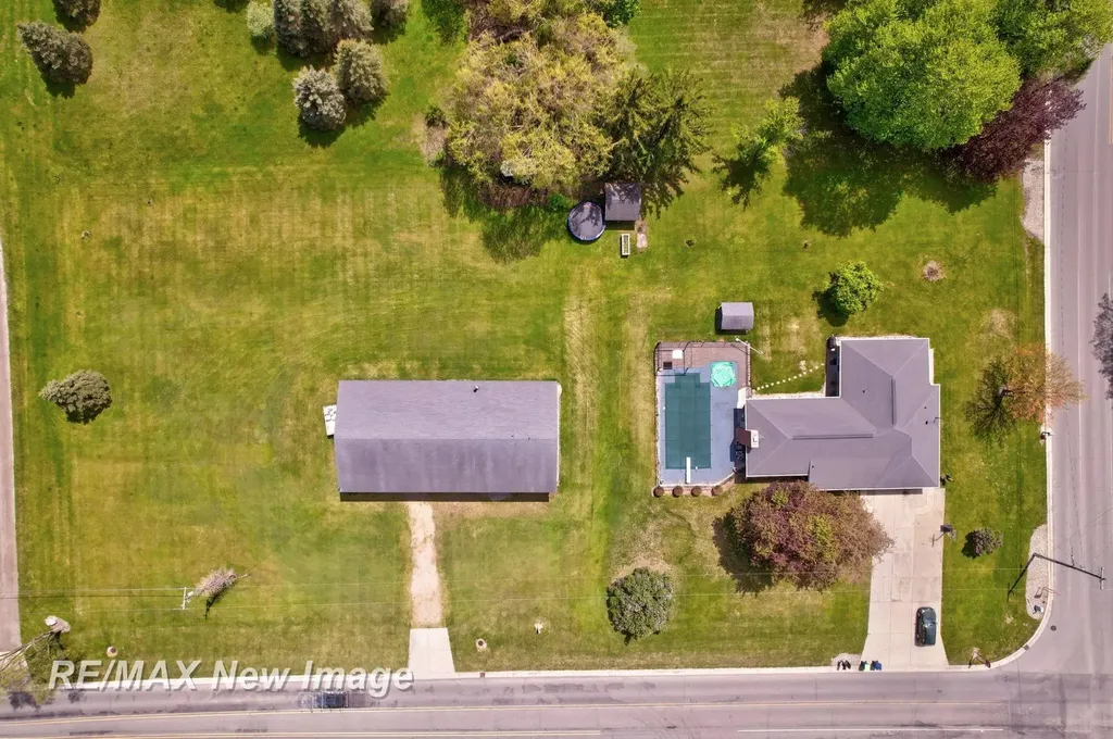 12975 Frost Road Thomas Township MI 48626