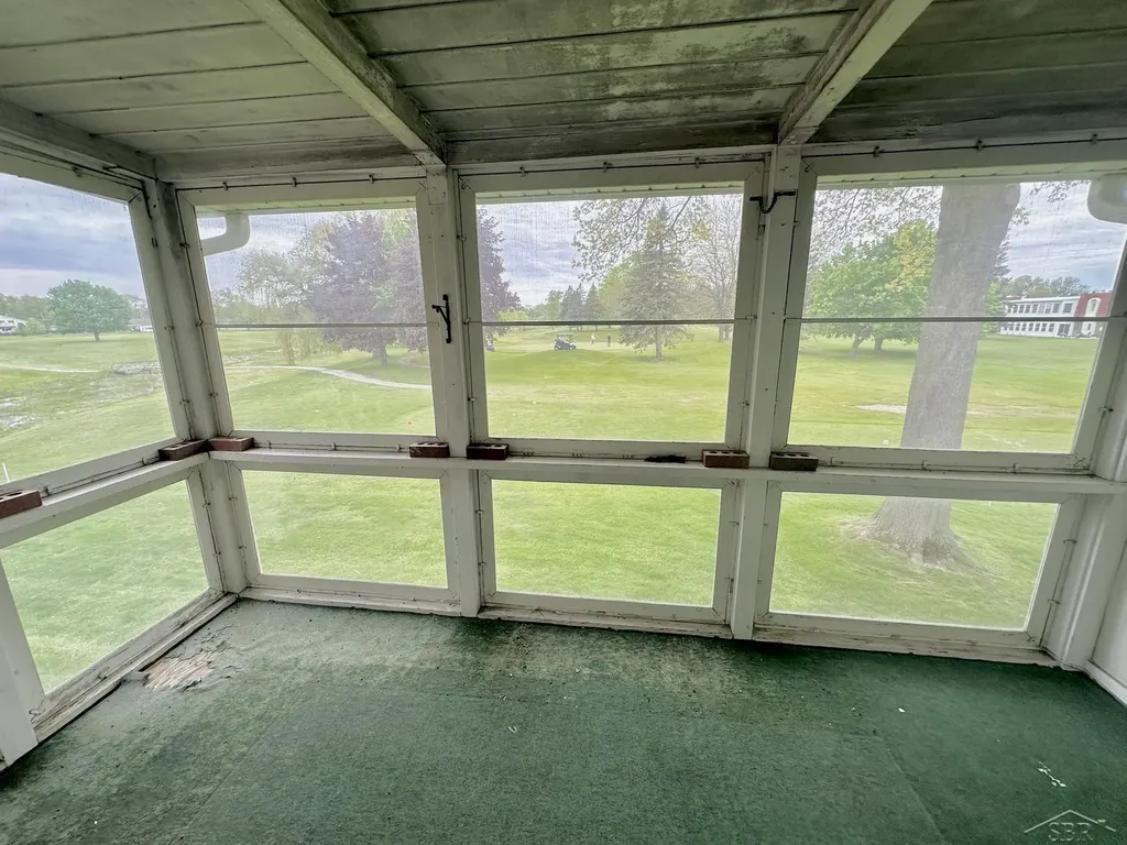 315 Kennely Road Thomas Township MI 48609