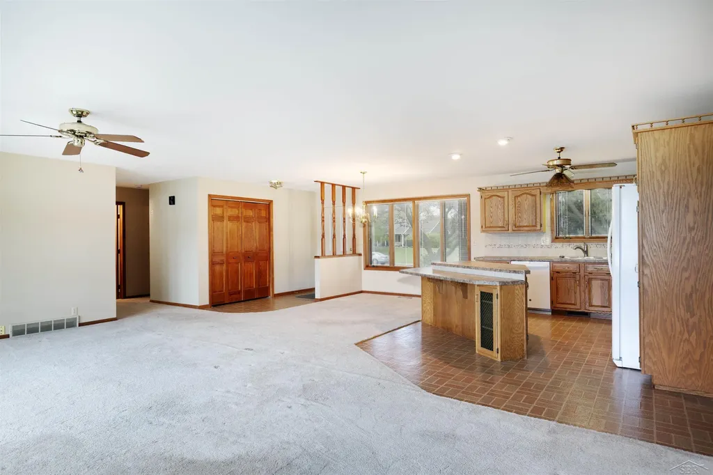 11145 Lake Circle North Street Thomas Township MI 48609