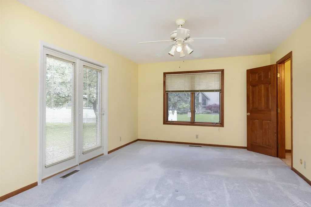 11145 Lake Circle North Street Thomas Township MI 48609