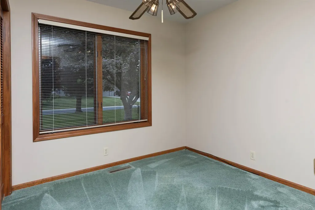 11145 Lake Circle North Street Thomas Township MI 48609