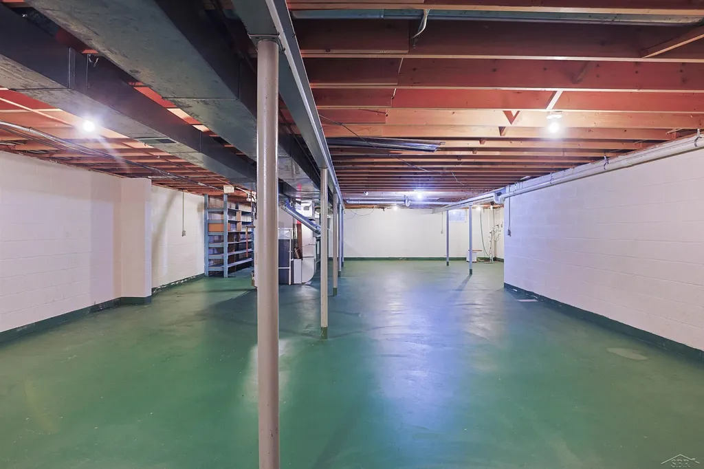 11145 Lake Circle North Street Thomas Township MI 48609