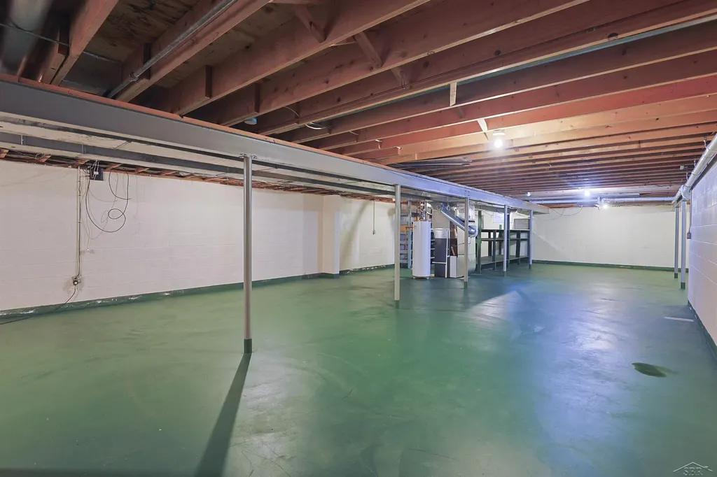 11145 Lake Circle North Street Thomas Township MI 48609