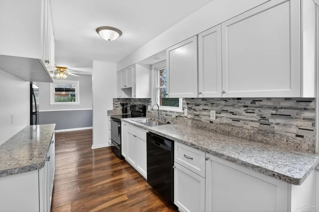 2789 Dunmore Drive Saginaw Charter Township MI 48603