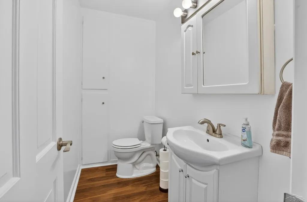 2789 Dunmore Drive Saginaw Charter Township MI 48603