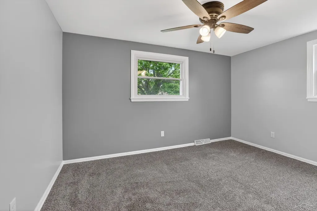 2789 Dunmore Drive Saginaw Charter Township MI 48603