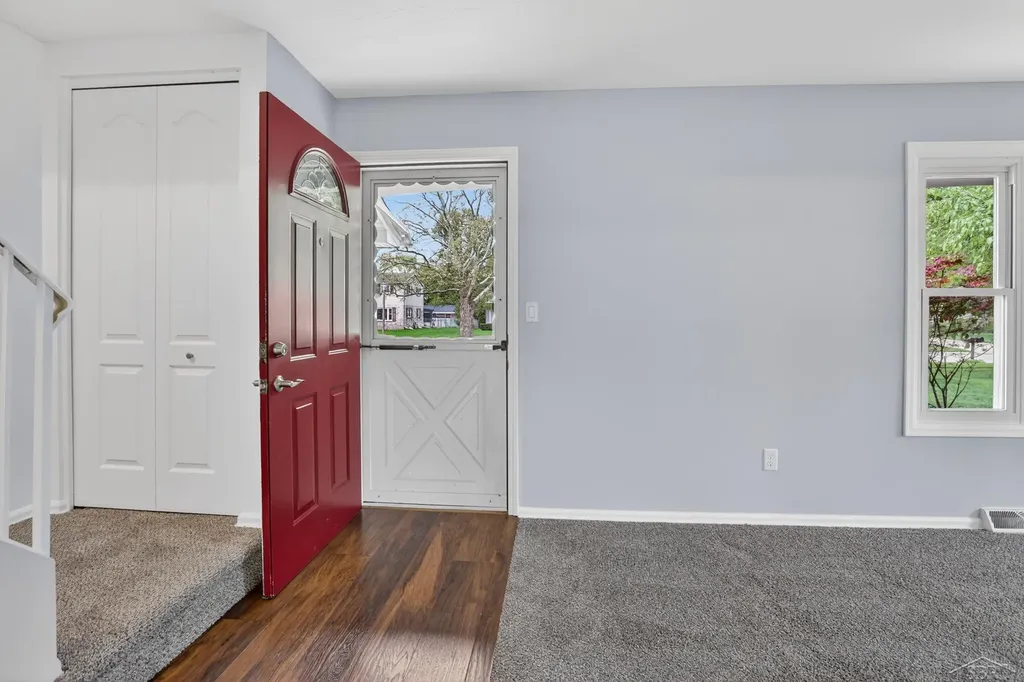 2789 Dunmore Drive Saginaw Charter Township MI 48603