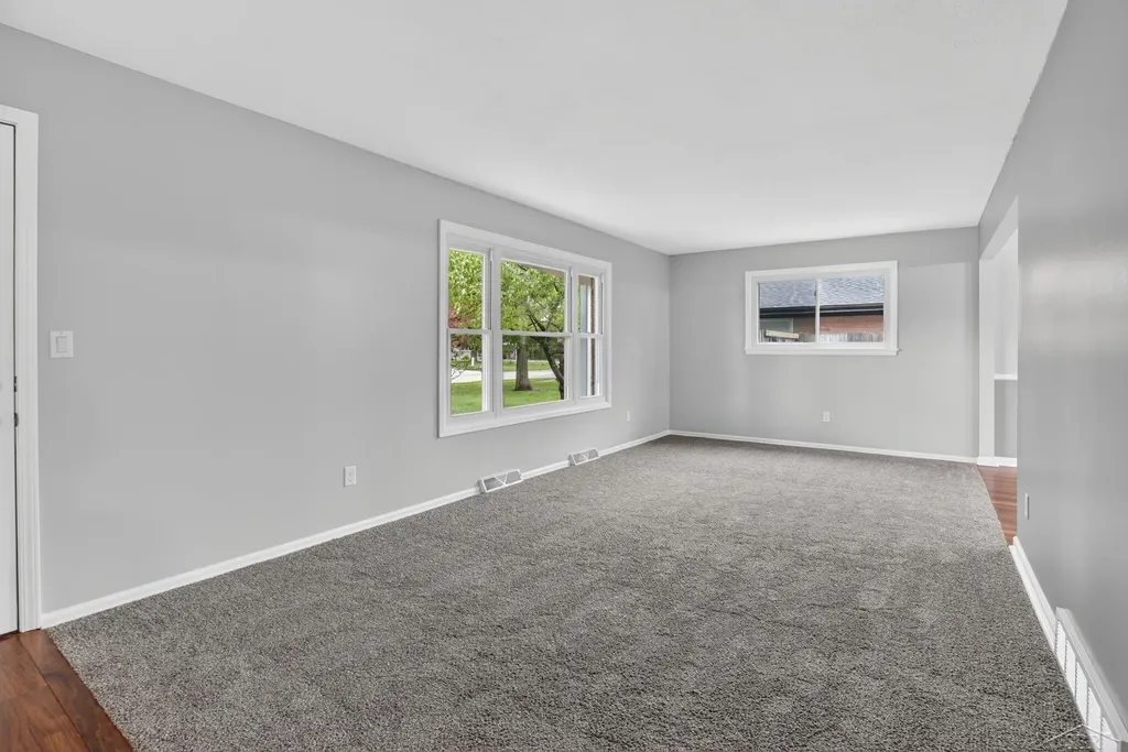 2789 Dunmore Drive Saginaw Charter Township MI 48603