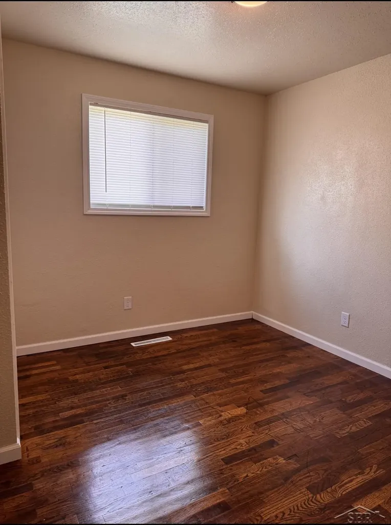 3256 Parkwood Avenue Saginaw City MI 48601
