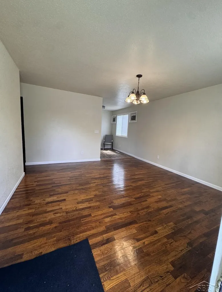 3256 Parkwood Avenue Saginaw City MI 48601