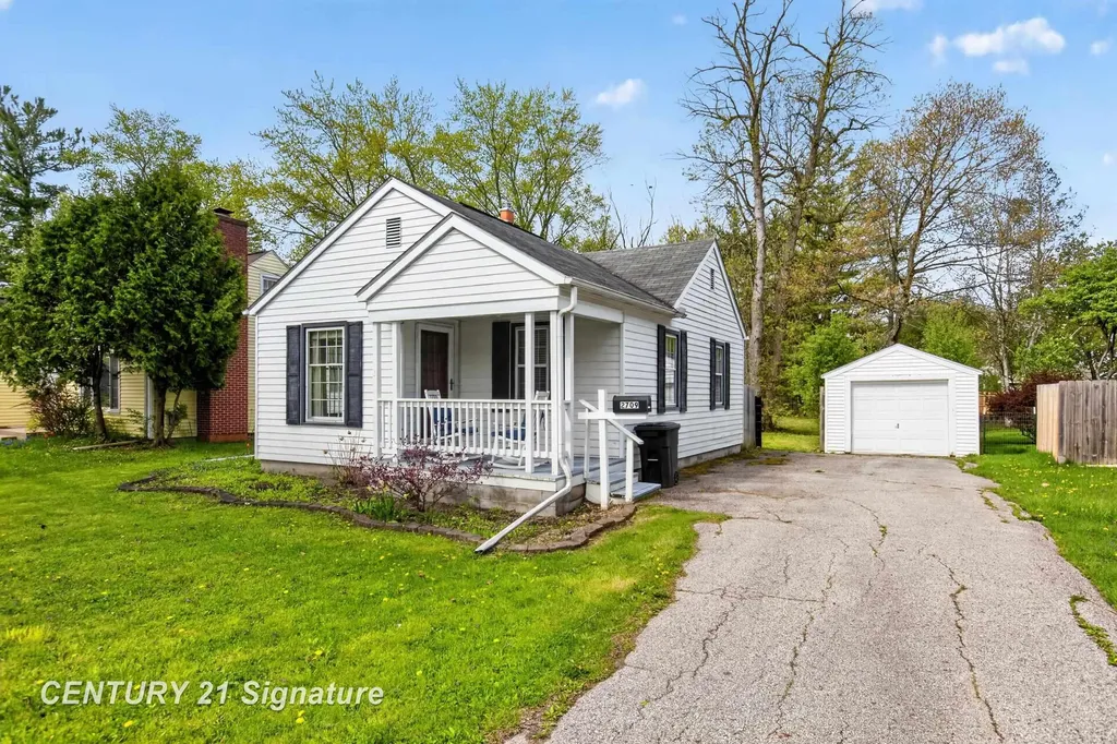 2709 Jefferson Avenue Midland City MI 48640