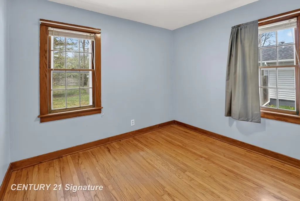 2709 Jefferson Avenue Midland City MI 48640