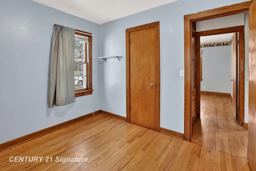 2709 Jefferson Avenue Midland City MI 48640