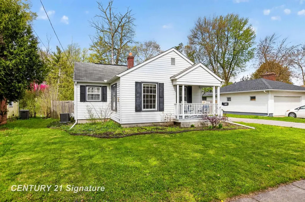2709 Jefferson Avenue Midland City MI 48640