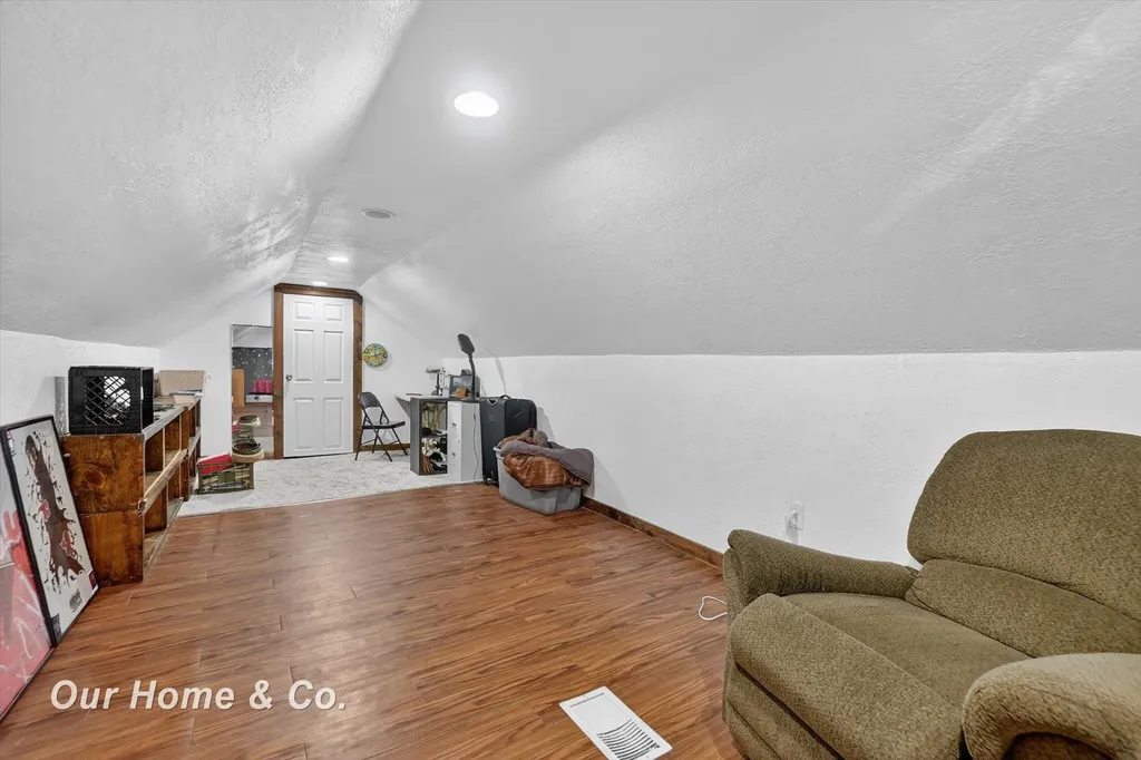 6058 Thomas Street Richfield Township MI 48423