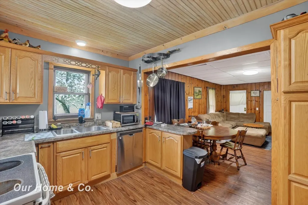 6058 Thomas Street Richfield Township MI 48423