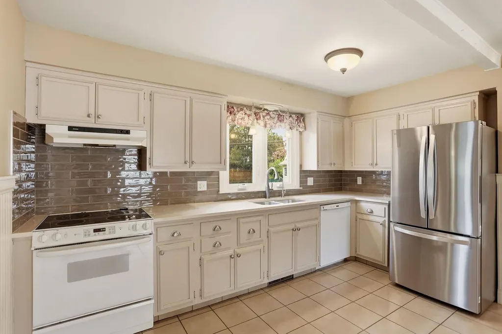 5 Mary Lane Court Frankenmuth City MI 48734