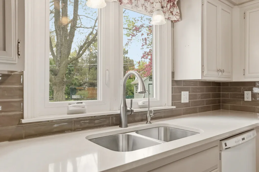 5 Mary Lane Court Frankenmuth City MI 48734
